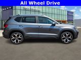 Used 2022 Volkswagen Taos SEL image 2