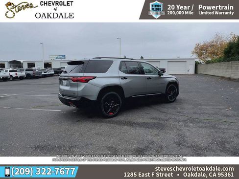 Certified 2023 Chevrolet Traverse Premier w/ Redline Edition image 12