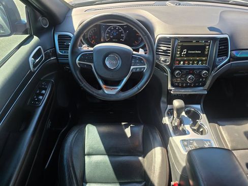 Used 2018 Jeep Grand Cherokee Trailhawk w/ Trailhawk Luxury Group AWD/4WD image 2