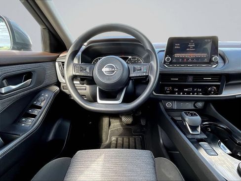 Used 2023 Nissan Rogue SV AWD/4WD image 10