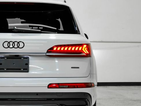 Used 2021 Audi Q7 3.0T Prestige w/ Prestige Package AWD/4WD image 64