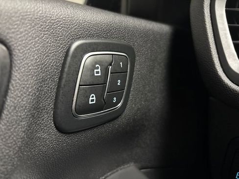 Used 2022 Ford Escape SEL w/ Technology Package image 58