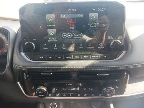 Used 2021 Nissan Rogue Platinum FWD image 24