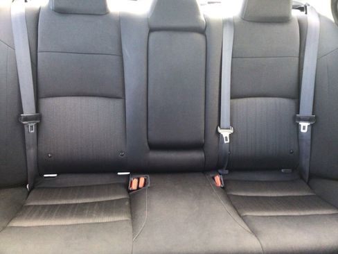 Used 2024 Nissan Altima 2.5 SV FWD image 15