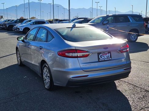 Used 2020 Ford Fusion S image 5