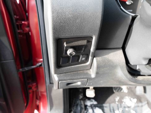 Used 2009 Nissan Rogue SL w/ Premium Pkg image 11