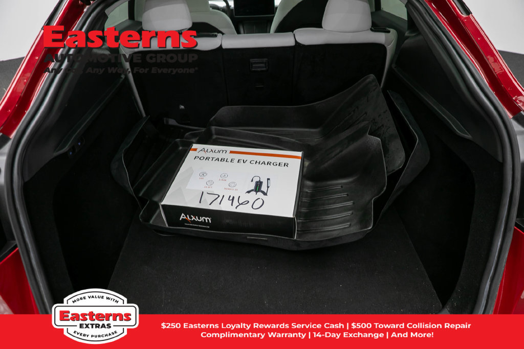 Used 2023 Tesla Model Y Long Range AWD/4WD image 10