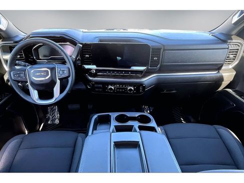 Used 2025 GMC Sierra 1500 Elevation w/ X31 Off-Road Package AWD/4WD image 8