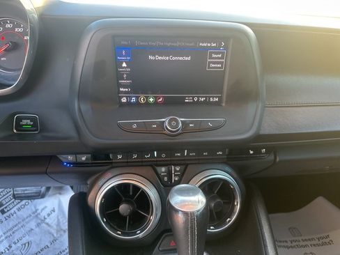 Used 2021 Chevrolet Camaro LT w/ RS Package image 21