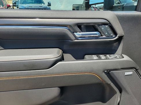 Used 2024 GMC Sierra 2500 AT4 w/ AT4 Premium Plus Package image 13