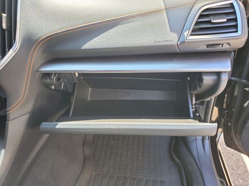 Used 2019 Subaru Crosstrek 2.0i Limited w/ Moonroof Package w/Navigation AWD/4WD image 37