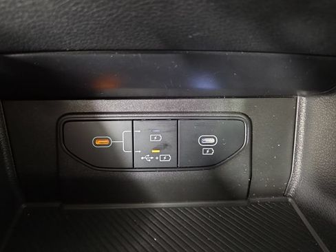 Certified 2026 Kia Sportage LX FWD image 24
