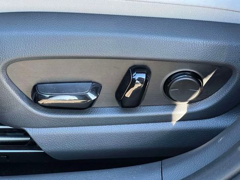 New 2026 Lexus UX 300h 300h Premium image 14