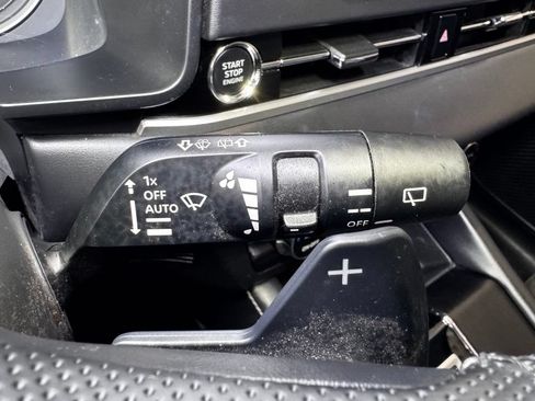 Used 2024 Mitsubishi Outlander SE AWD/4WD image 25