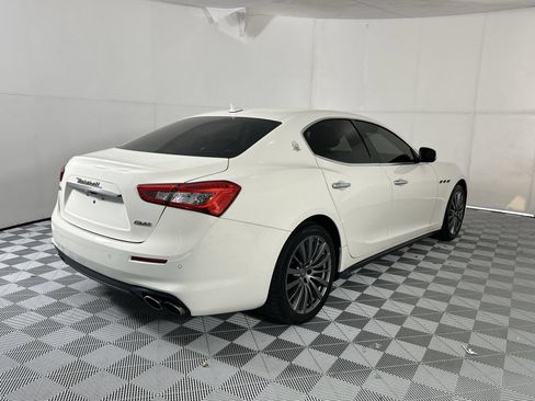Used 2018 Maserati Ghibli RWD image 5