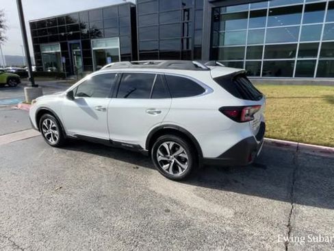 Used 2020 Subaru Outback Touring w/ Popular Package #2 image 5