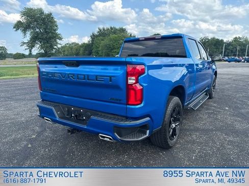 Used 2023 Chevrolet Silverado 1500 RST AWD/4WD image 3