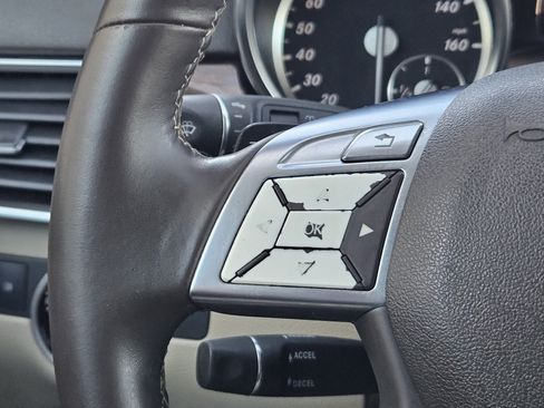 Used 2014 Mercedes-Benz ML 350 ML350 4MATIC image 27