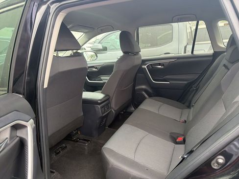 Used 2024 Toyota RAV4 XLE image 9