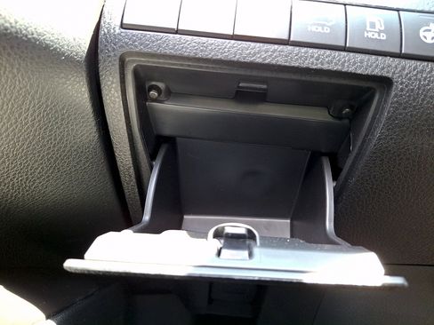 Used 2024 Toyota Camry SE FWD image 26