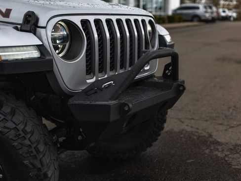 Used 2020 Jeep Gladiator Rubicon image 5