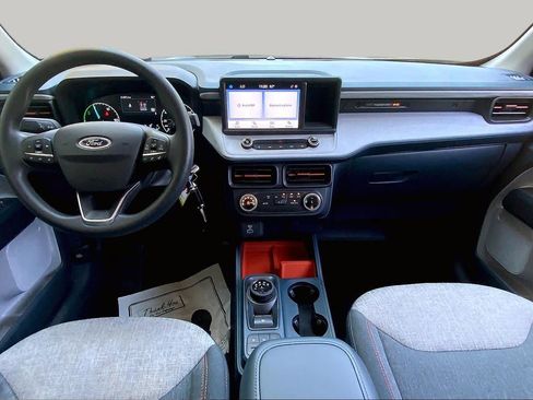Used 2024 Ford Maverick XLT FWD image 15