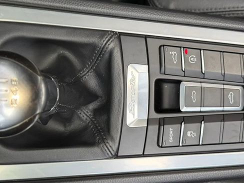 Used 2013 Porsche Boxster S image 19