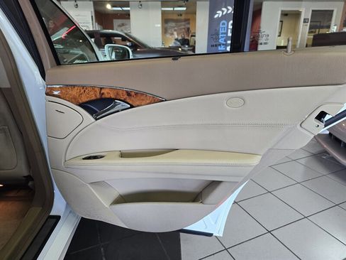 Used 2007 Mercedes-Benz E 350 4MATIC Wagon image 15