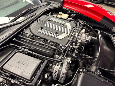 Used 2016 Chevrolet Corvette Z06 w/ 3LZ Preferred Equipment Group image 22