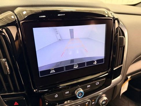 Certified 2023 Chevrolet Traverse LT w/ Midnight/Sport Edition AWD/4WD image 14