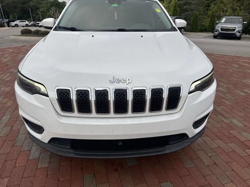Used 2021 Jeep Cherokee Latitude FWD image 22