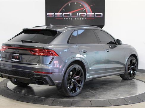 Used 2022 Audi RS Q8 w/ Carbon Optic Package image 13