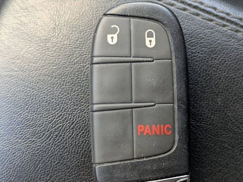 Used 2023 Jeep Compass Trailhawk image 36