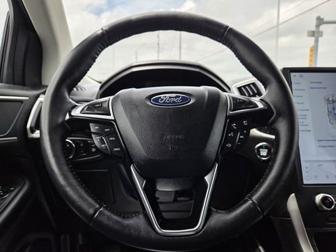 Certified 2024 Ford Edge SEL w/ Convenience Package AWD/4WD image 19