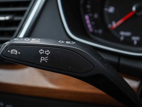 Used 2022 Audi Q5 2.0T Premium image 32