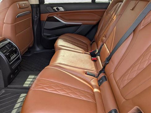 Used 2023 BMW X7 xDrive40i AWD/4WD image 26