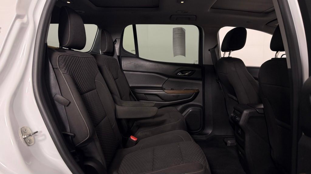 Used 2017 GMC Acadia SLE FWD image 30