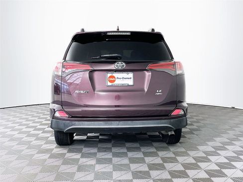 Used 2017 Toyota RAV4 LE image 7