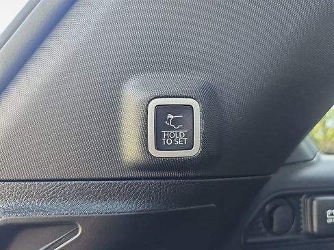 Certified 2023 Jeep Grand Cherokee Altitude AWD/4WD image 13