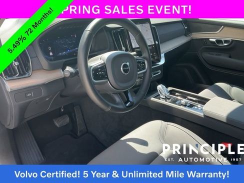 Certified 2025 Volvo XC90 B6 Plus AWD/4WD image 29
