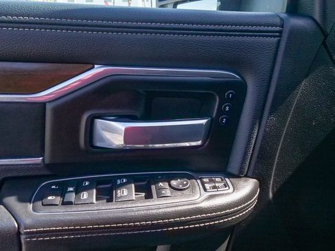 Used 2024 RAM 2500 Laramie image 19