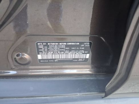 Used 2025 Mitsubishi Outlander Sport SE AWD/4WD image 3