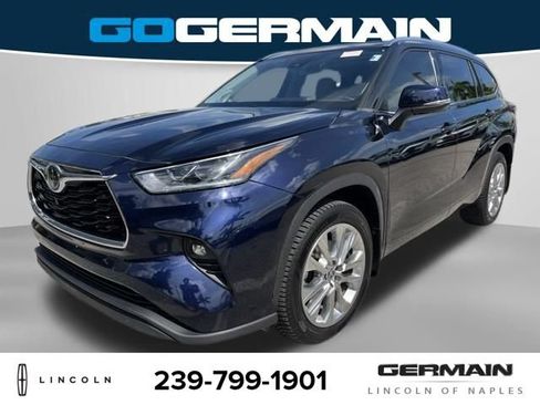 Used 2020 Toyota Highlander Limited AWD/4WD image 1