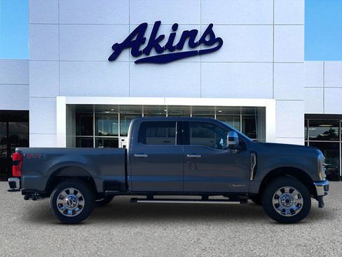 New 2026 Ford F250 Lariat w/ Lariat Premium Package AWD/4WD image 1