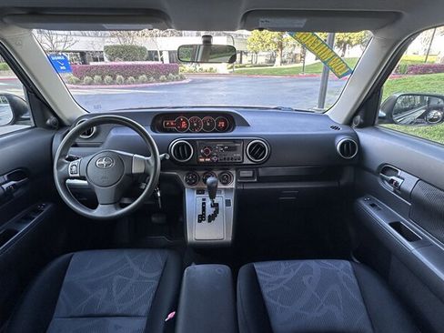 Used 2012 Scion xB image 15