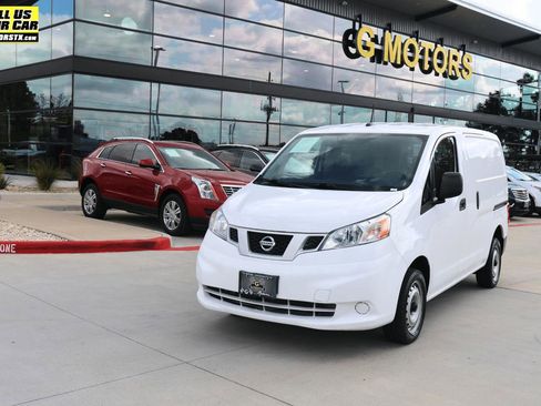 Used 2020 Nissan NV200 S w/ Back Door Glass Package image 1