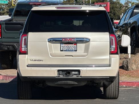 Used 2015 GMC Yukon Denali w/ Touring Package image 6