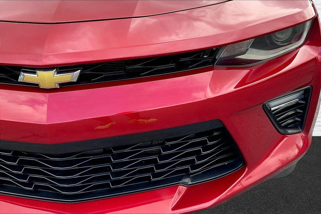 Used 2016 Chevrolet Camaro SS RWD image 27