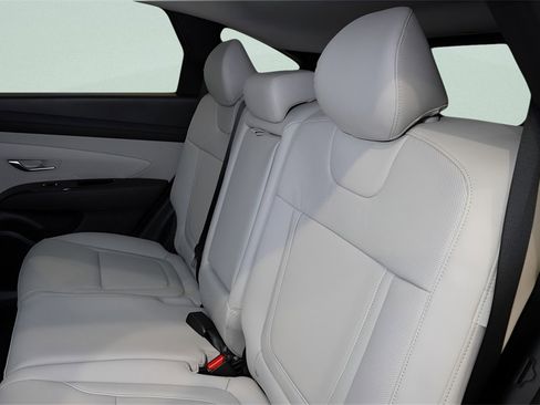 New 2025 Hyundai Tucson Limited image 11