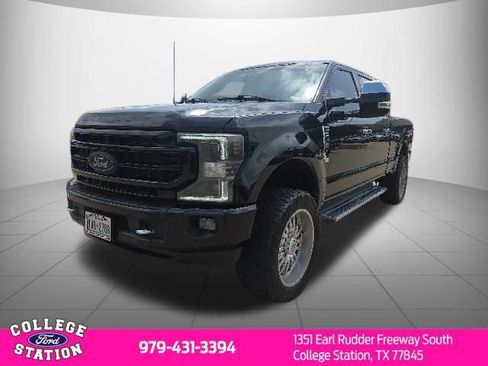 Used 2022 Ford F250 Lariat w/ Lariat Ultimate Package AWD/4WD image 3